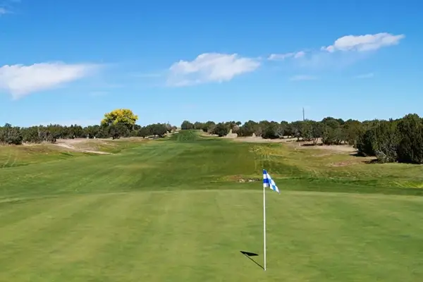 Marty Sanchez Links de Santa Fe Golf Feature