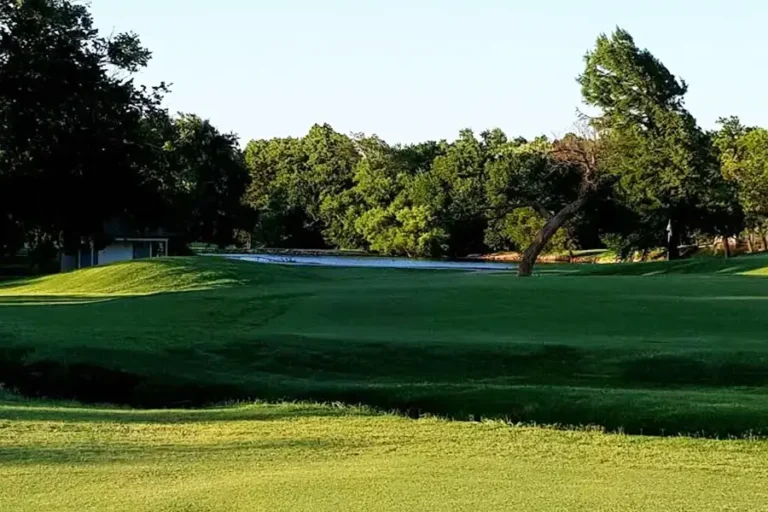 Surrey Hills Golf Club Gallery