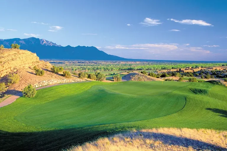 Twin Warriors Golf Club Gallery