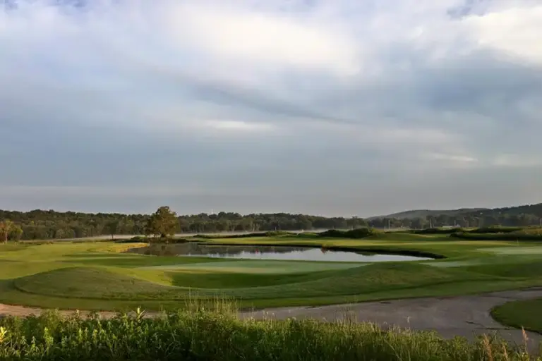 Aberdeen Golf Gallery