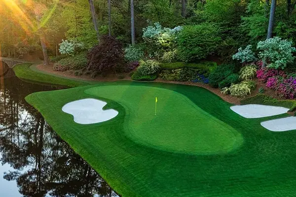 Wolf Creek Golf Feature